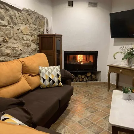 Country house Casa Rural Ideal Para Familias En La Costa Bravagirona